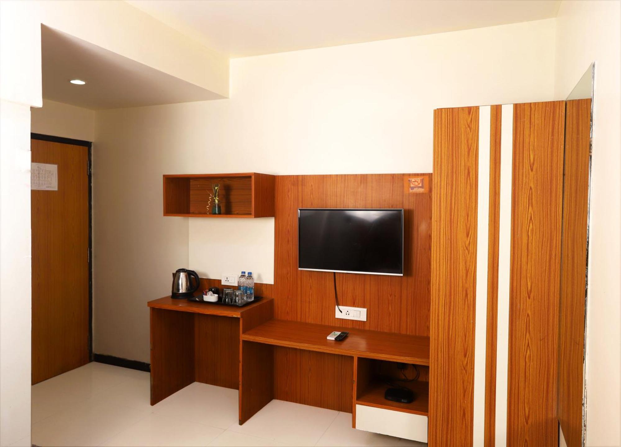 Hotel Elite Continental- Near Mumbai International Airport Andheri East Eksteriør bilde